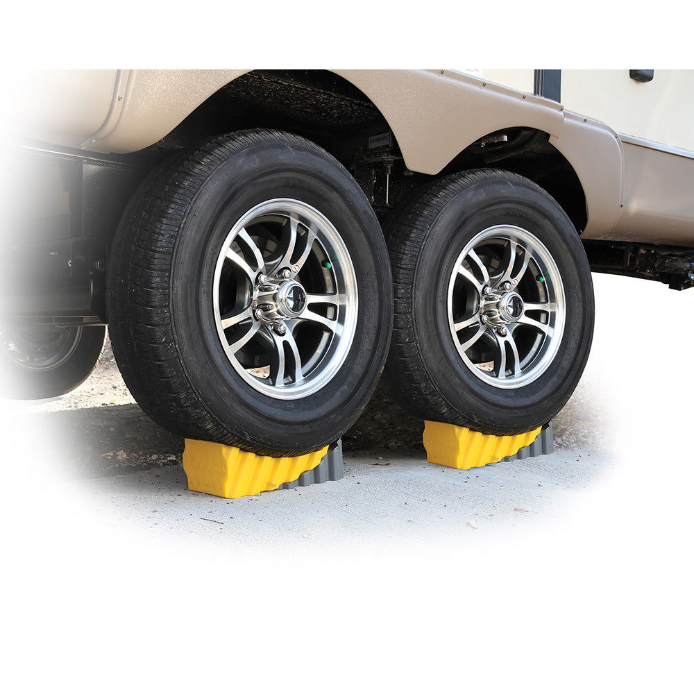 Camco 44423 Curved Leveler Wheel Chock
